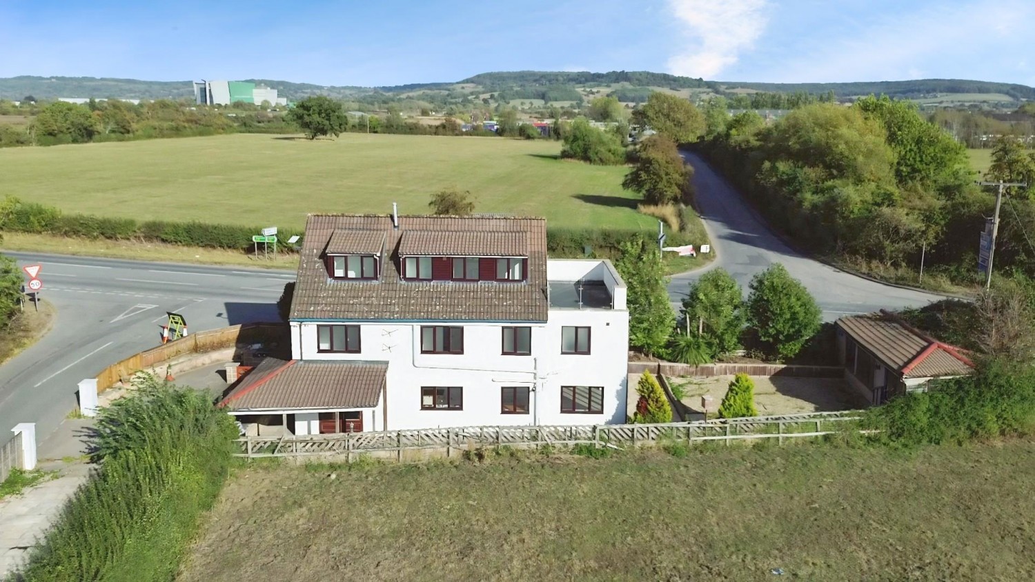 Castle Lane, Moreton Valence