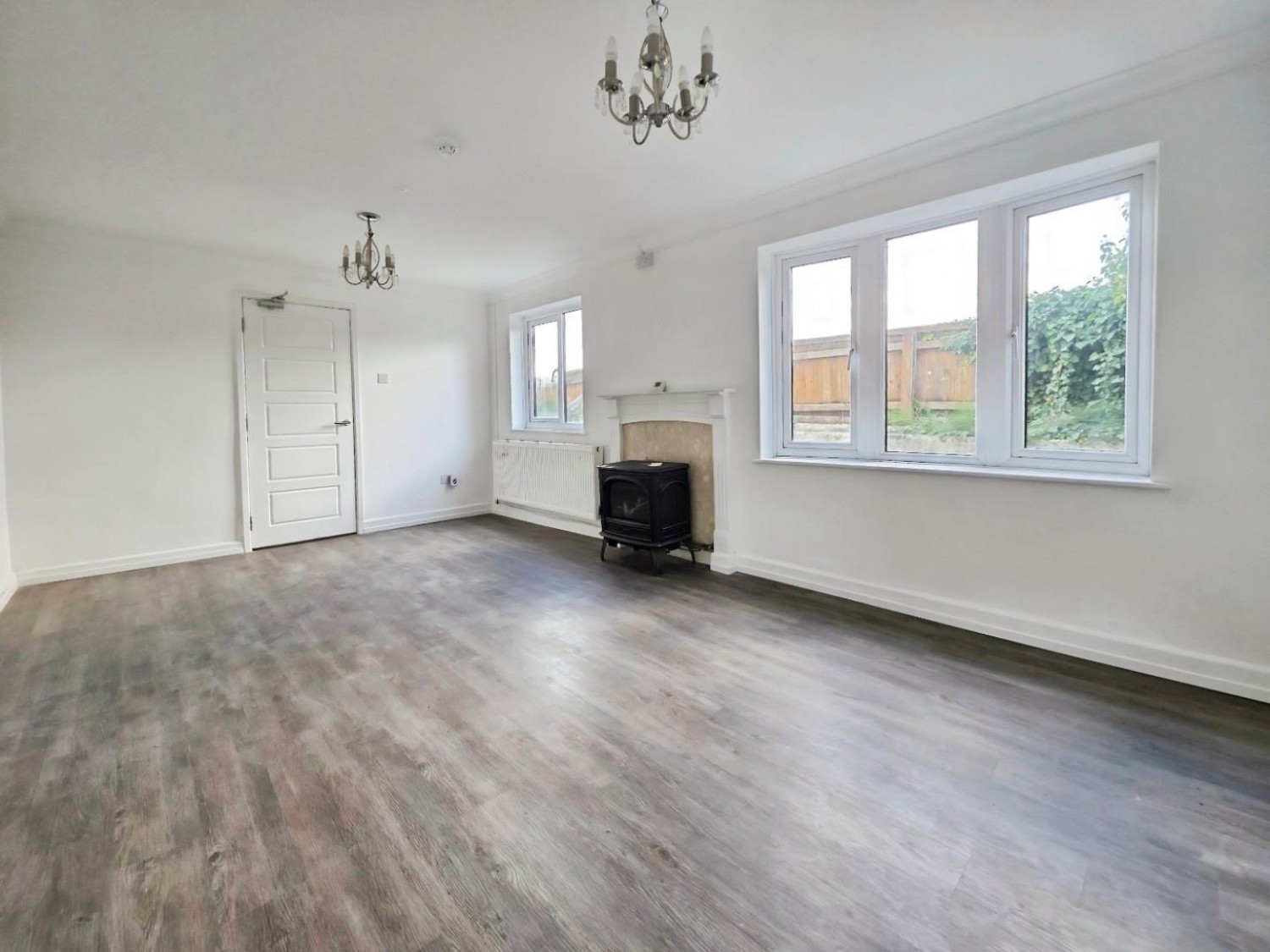 Castle Lane, Moreton Valence