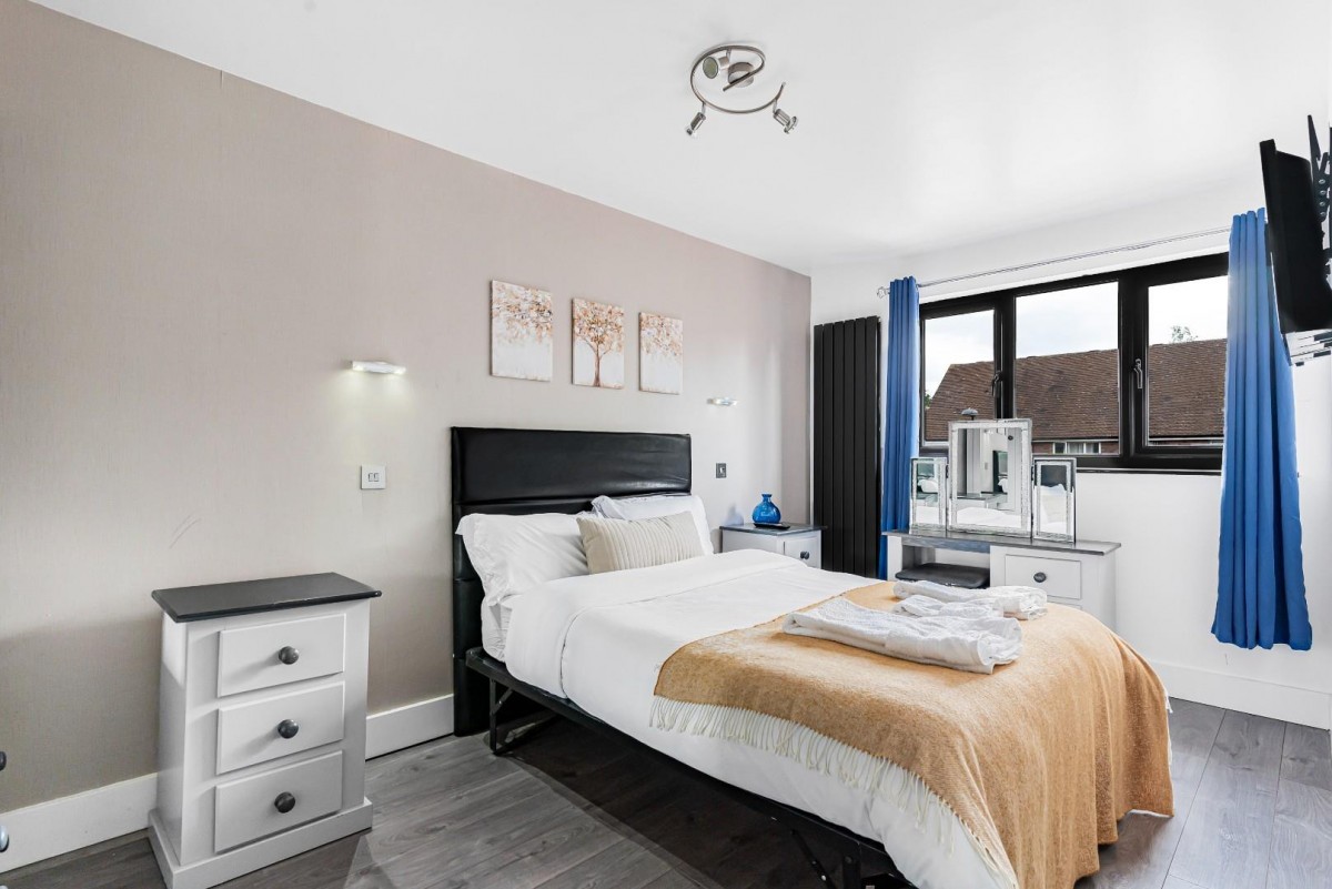 Radnor Road, London