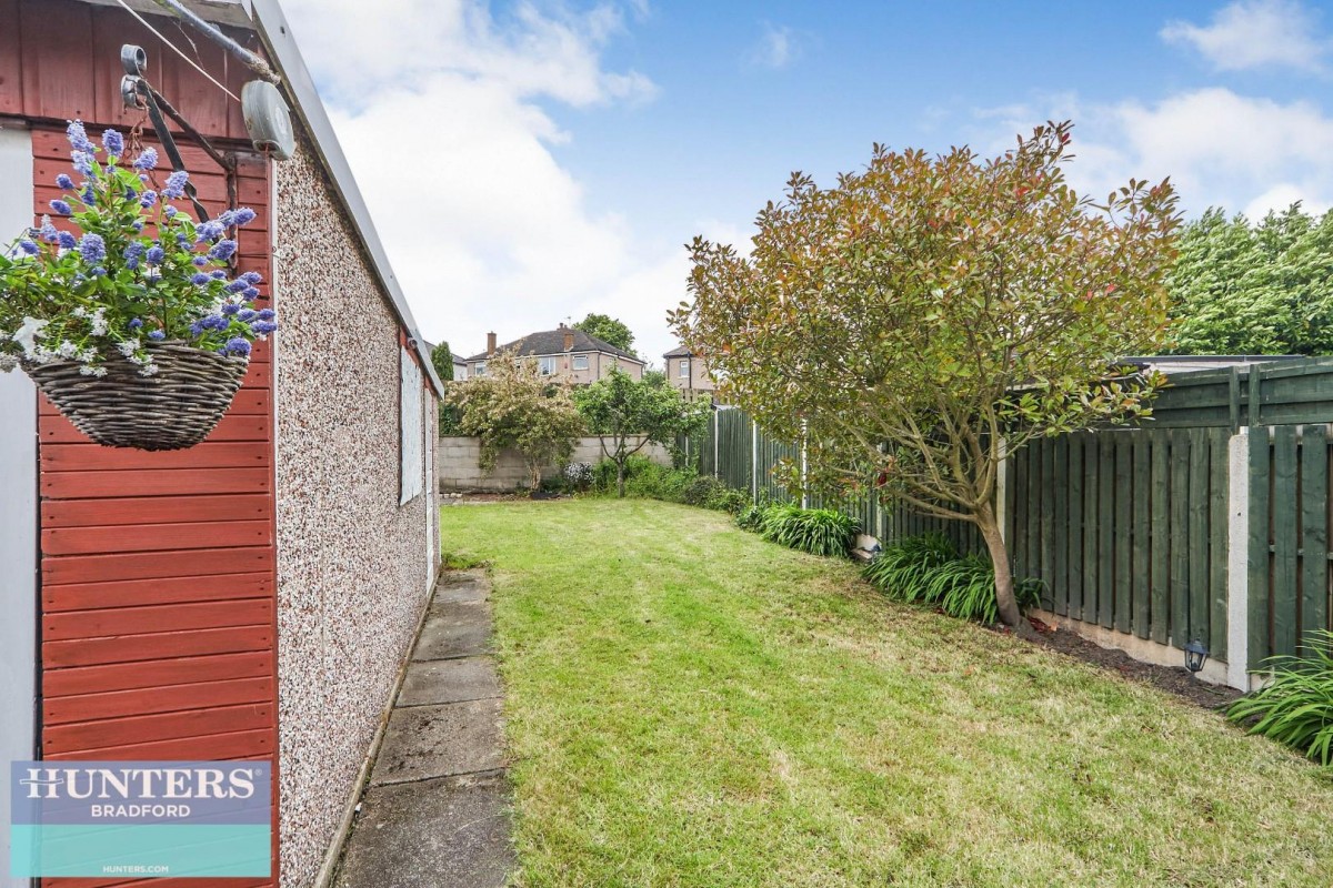 Acre Drive, Bradford, West Yorkshire, BD2 2LU