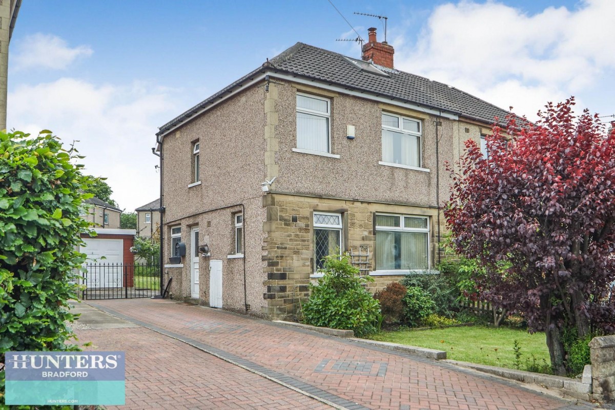 Acre Drive, Bradford, West Yorkshire, BD2 2LU