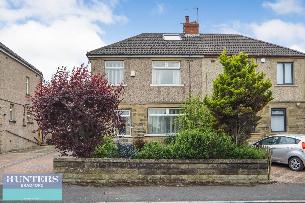 Acre Drive, Bradford, West Yorkshire, BD2 2LU