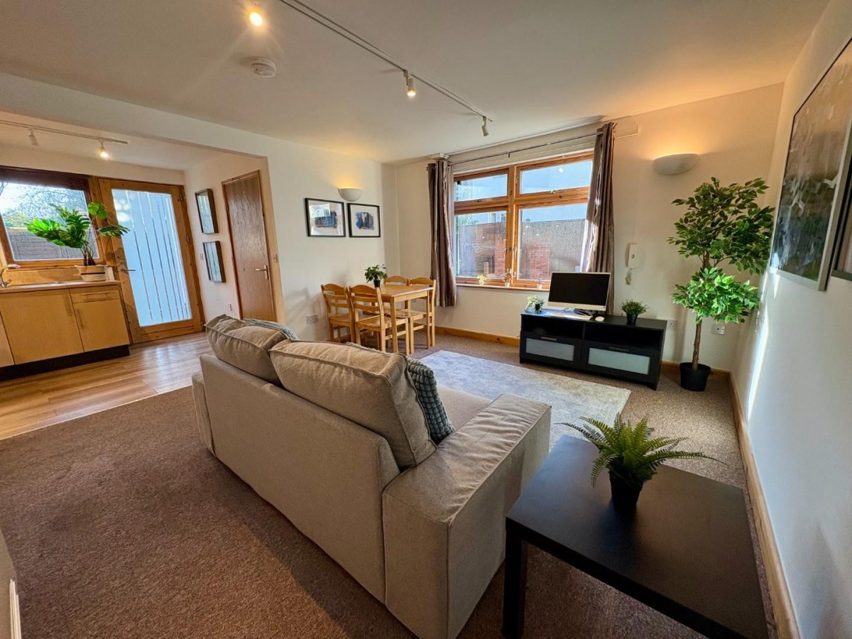 Villiers Road, Easton, Bristol BS5 0JH