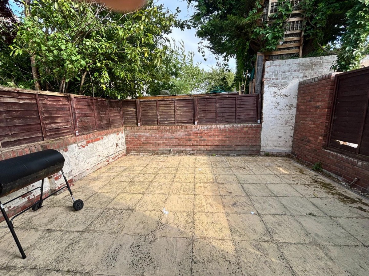 Villiers Road, Easton, Bristol BS5 0JH