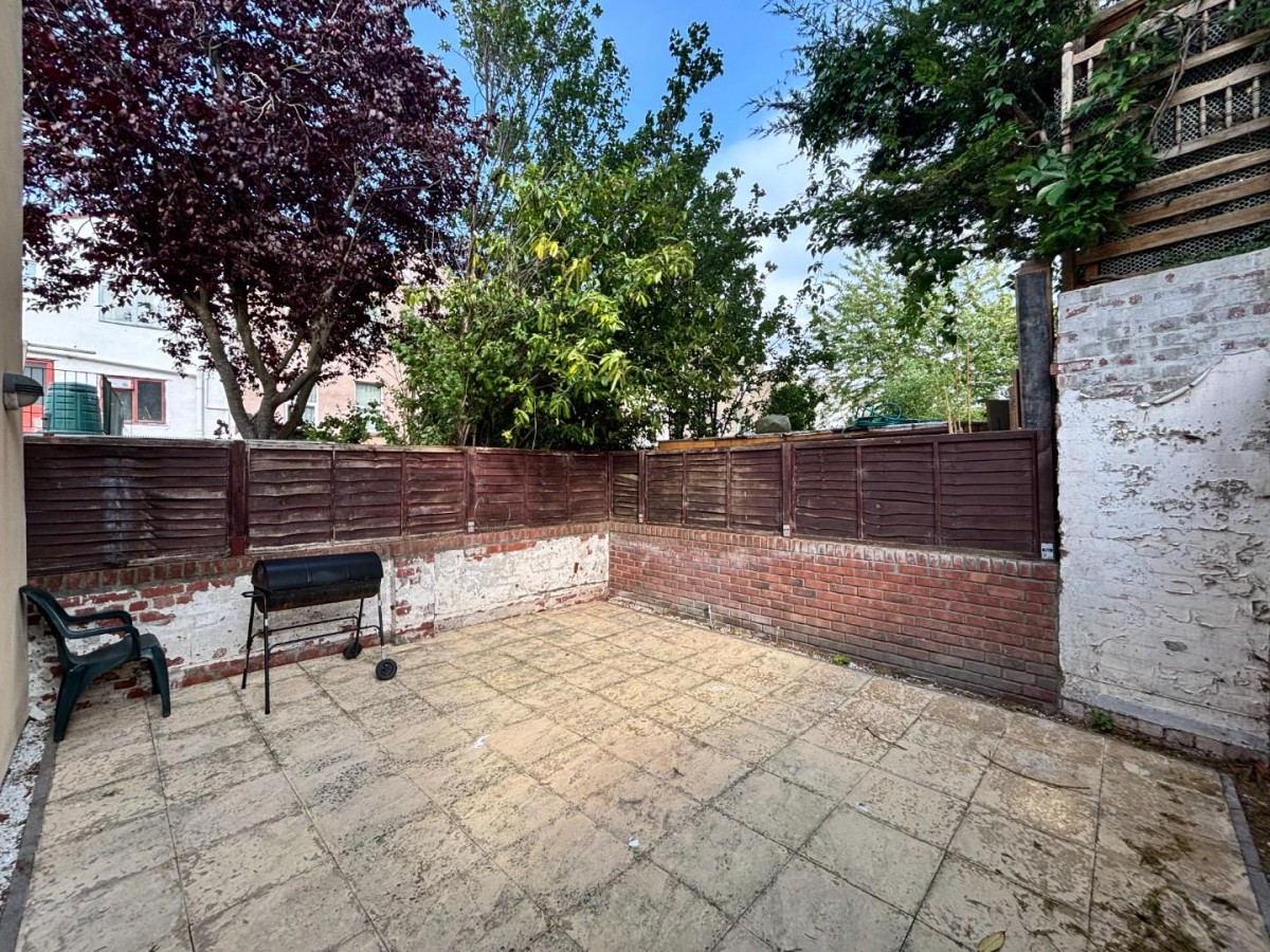 Villiers Road, Easton, Bristol BS5 0JH