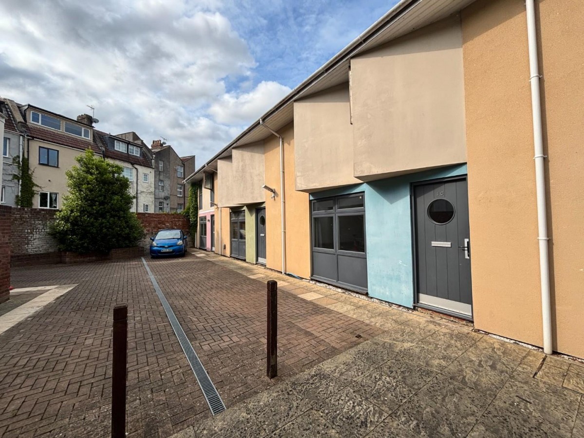 Villiers Road, Easton, Bristol BS5 0JH