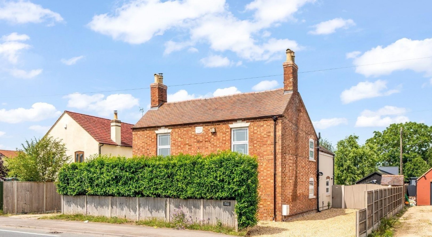 Bristol Road, Cambridge, Gloucester, GL2 7BH