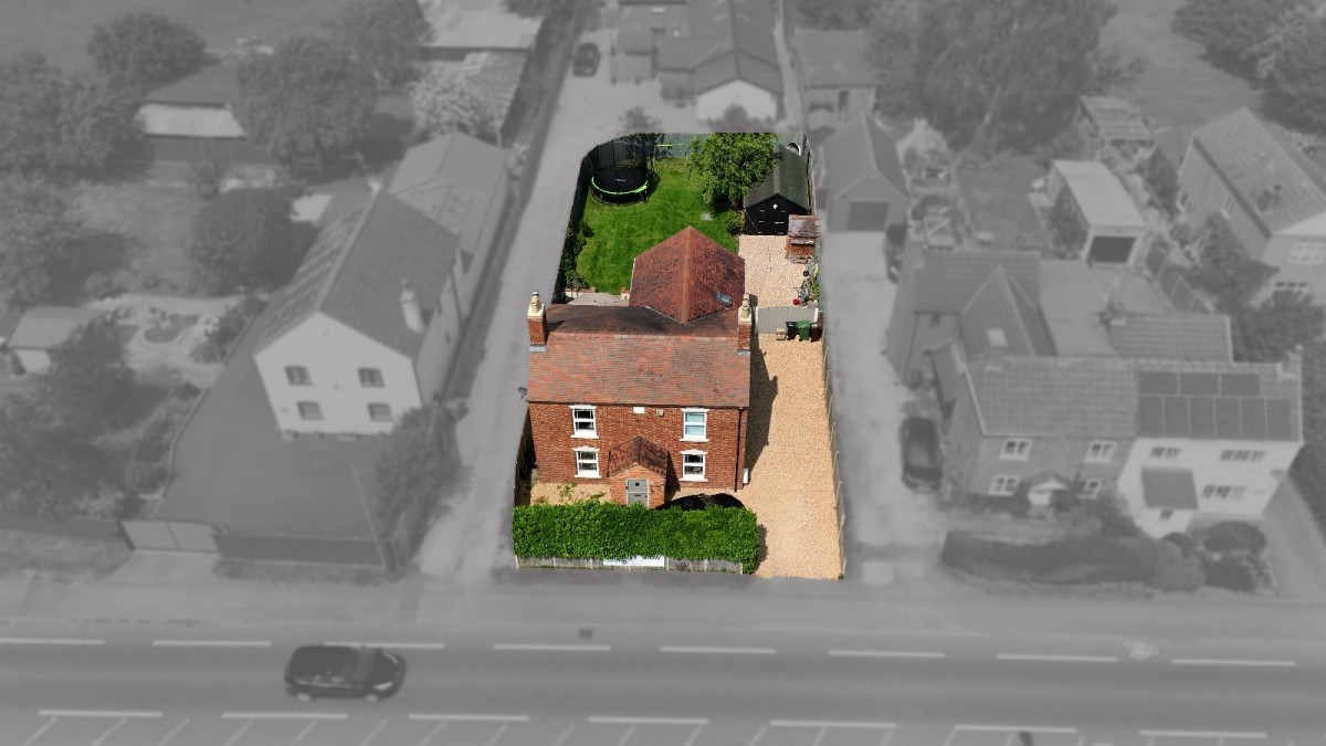 Bristol Road, Cambridge, Gloucester, GL2 7BH