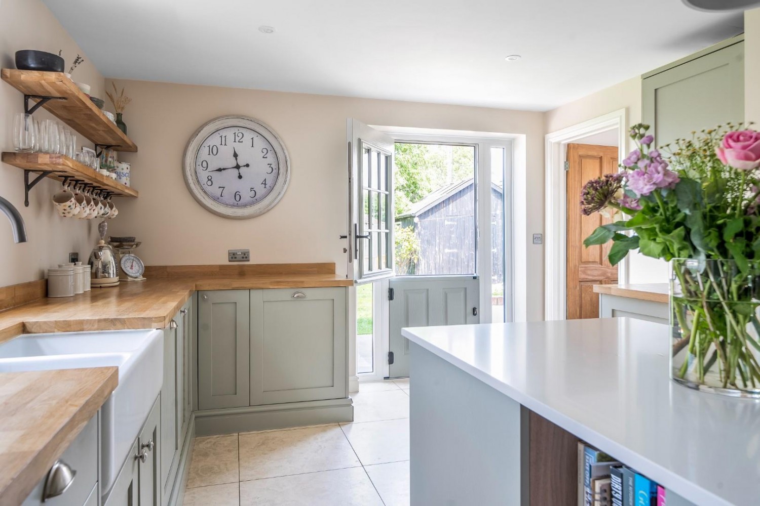 Bristol Road, Cambridge, Gloucester, GL2 7BH