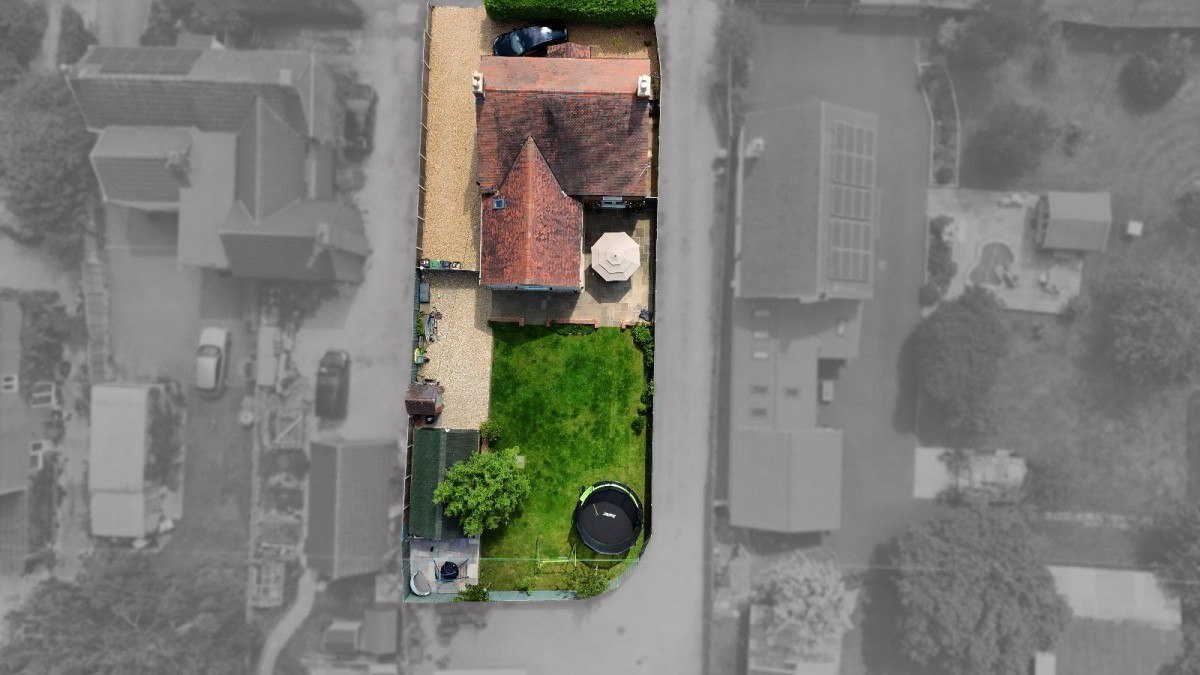 Bristol Road, Cambridge, Gloucester, GL2 7BH