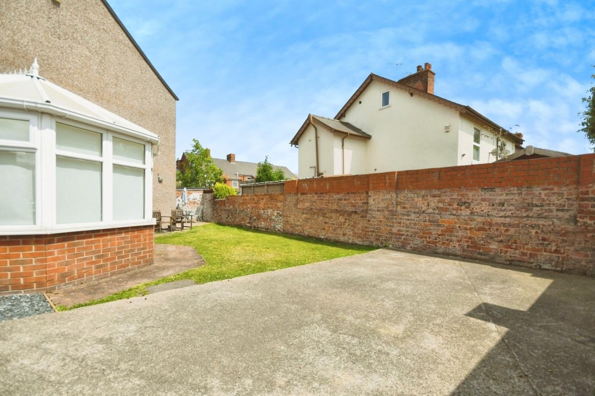 The Green, Hasland, Chesterfield, S41 0LW