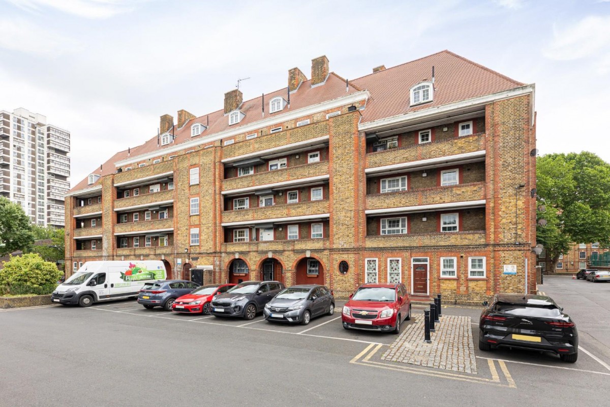 Comber Grove, London, SE5