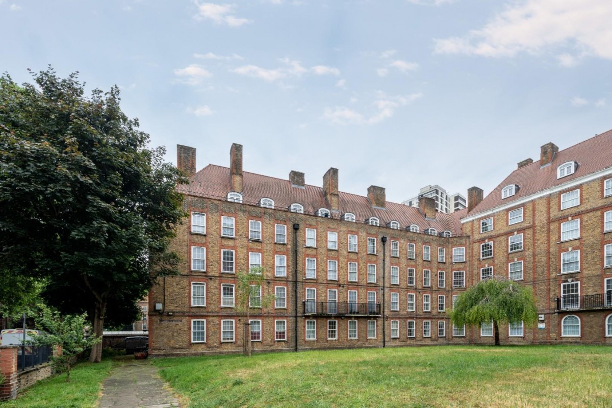 Comber Grove, London, SE5