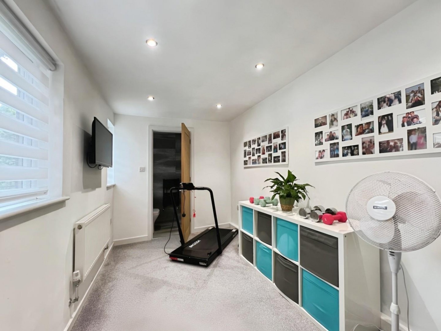 Broadwell Drive, Leigh