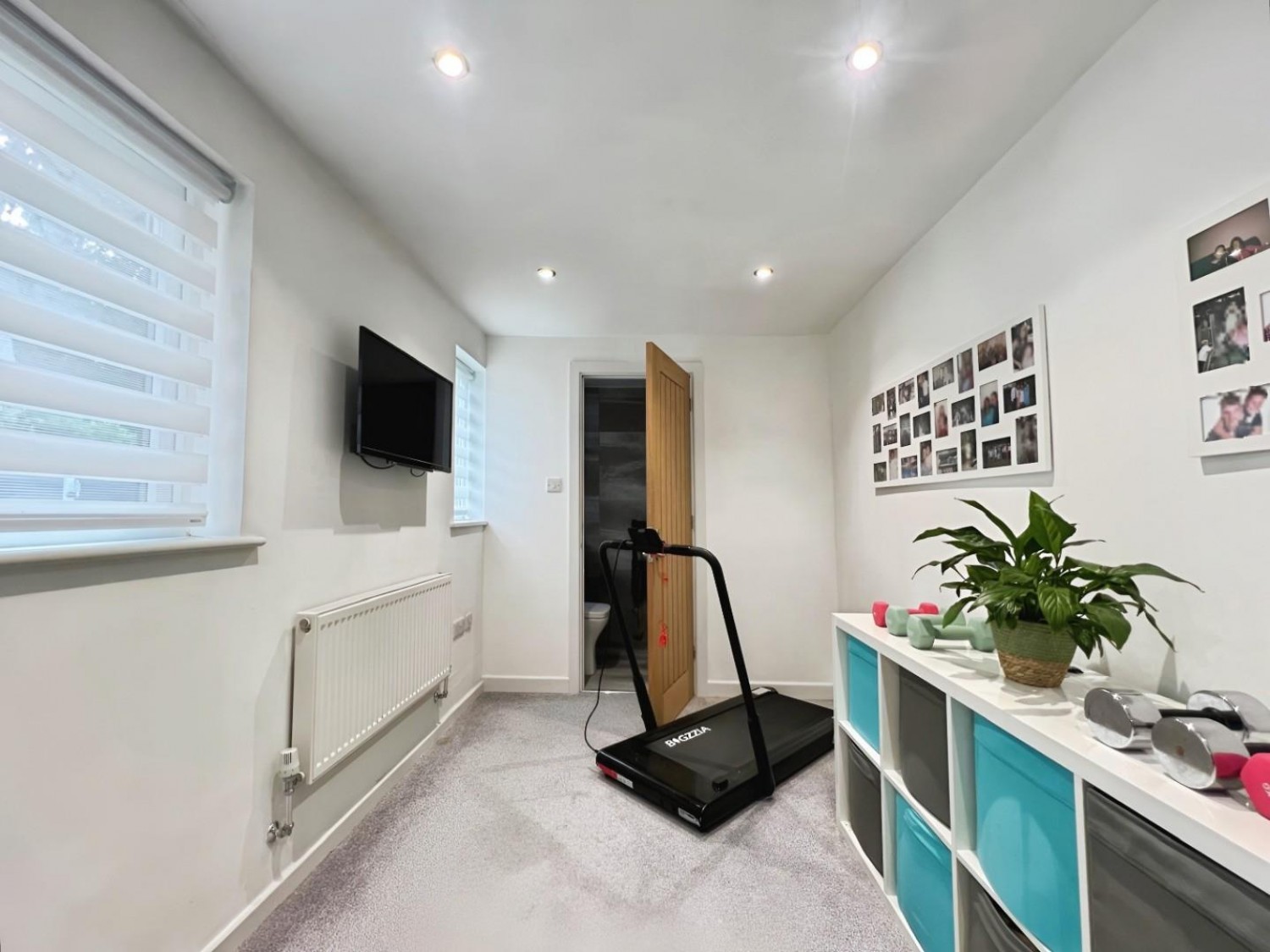 Broadwell Drive, Leigh