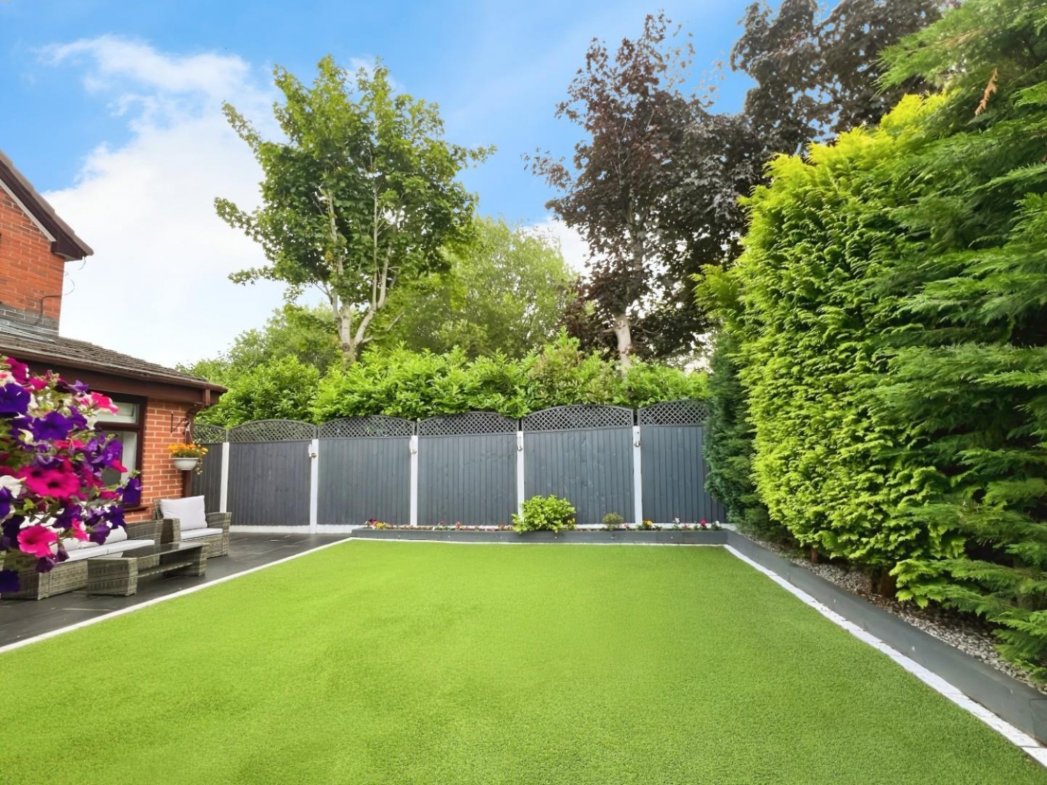Broadwell Drive, Leigh