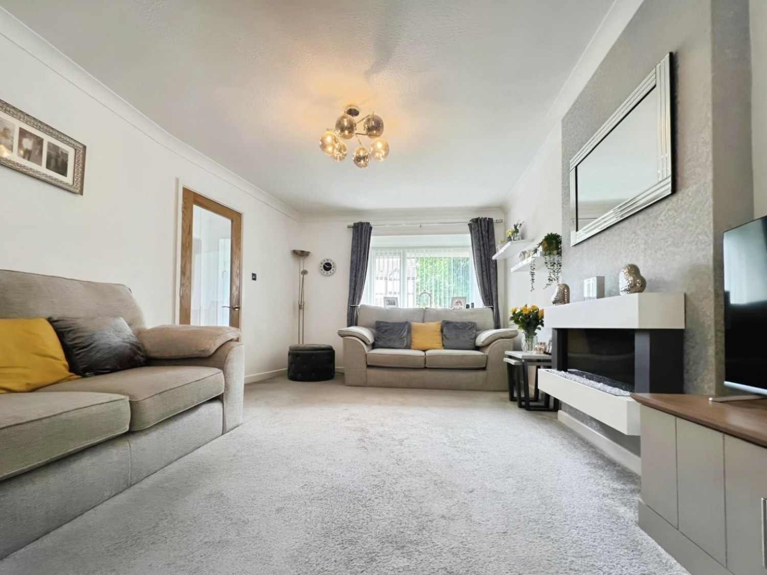 Broadwell Drive, Leigh