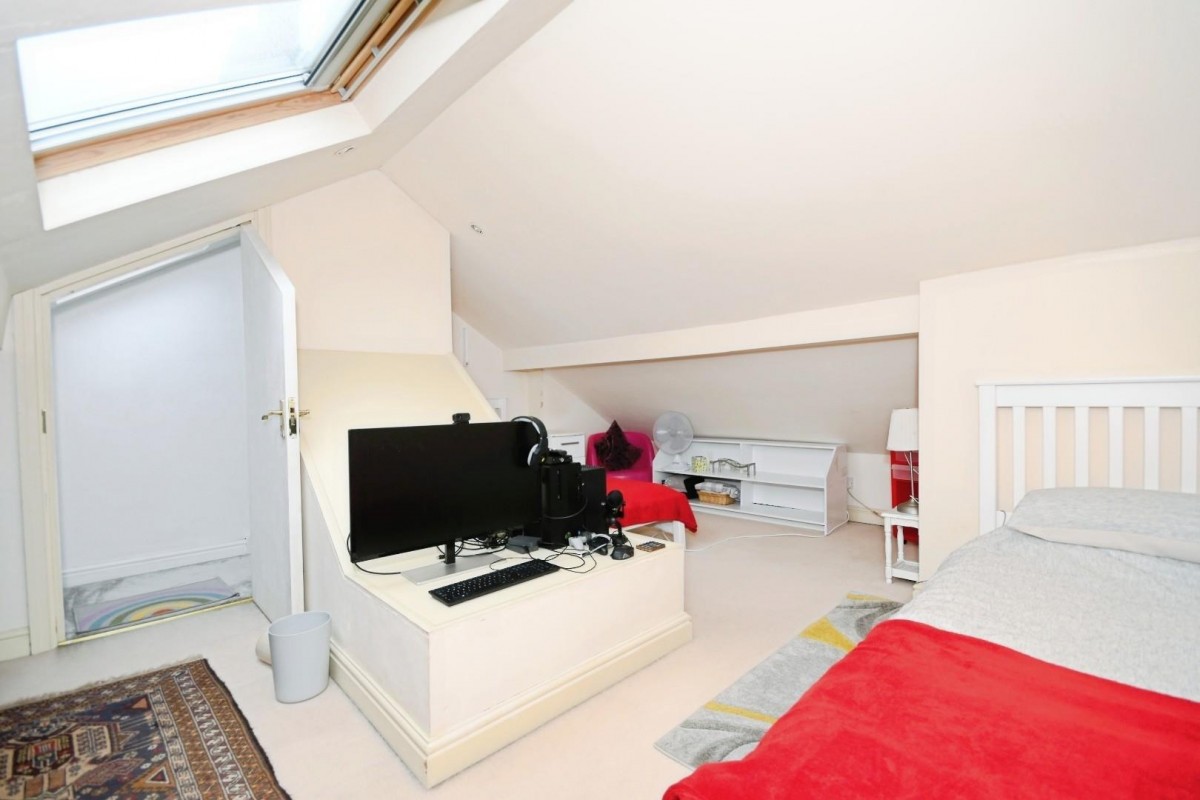 Cobden Road, Saltergate, Chesterfield, S40 4TD