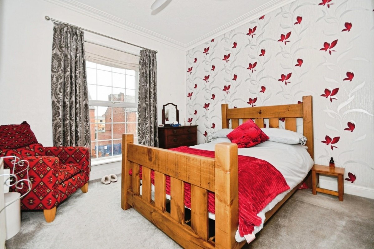 Cobden Road, Saltergate, Chesterfield, S40 4TD