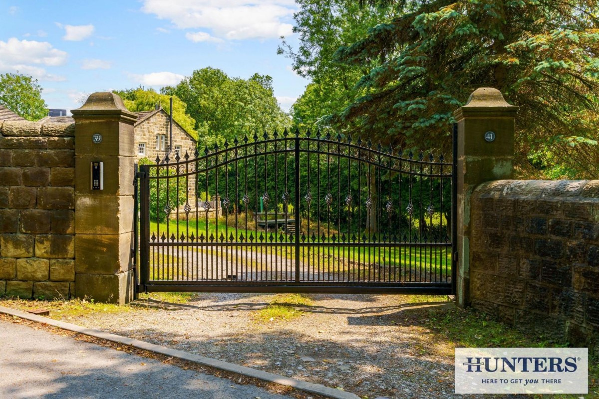 Gill Lane, Nether Yeadon, Leeds, West Yorkshire