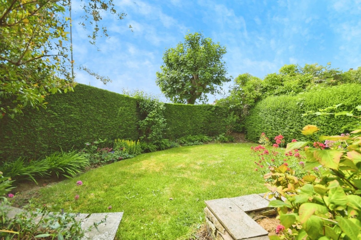 Tapton View Road, Stonegravels, Chesterfield, S41 7LD