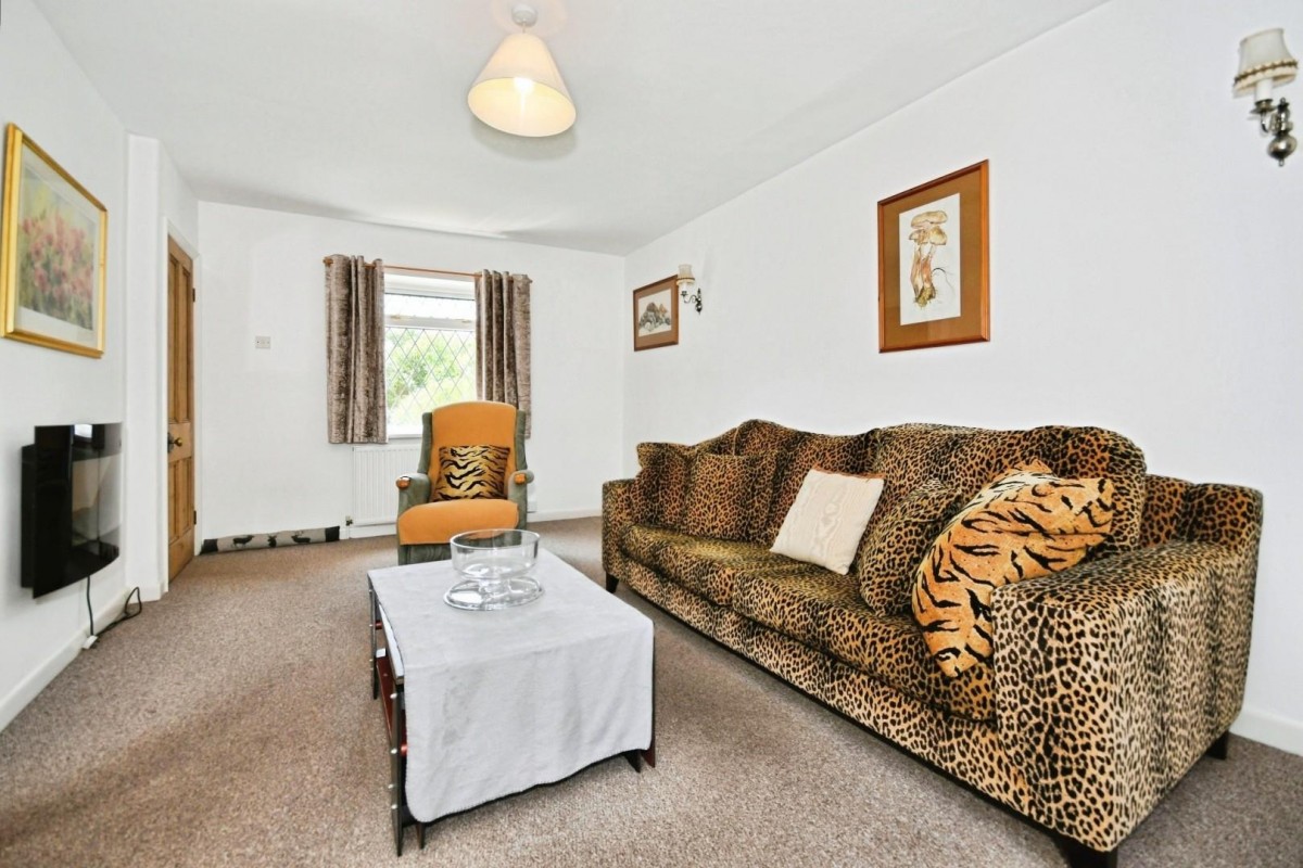 Tapton View Road, Stonegravels, Chesterfield, S41 7LD