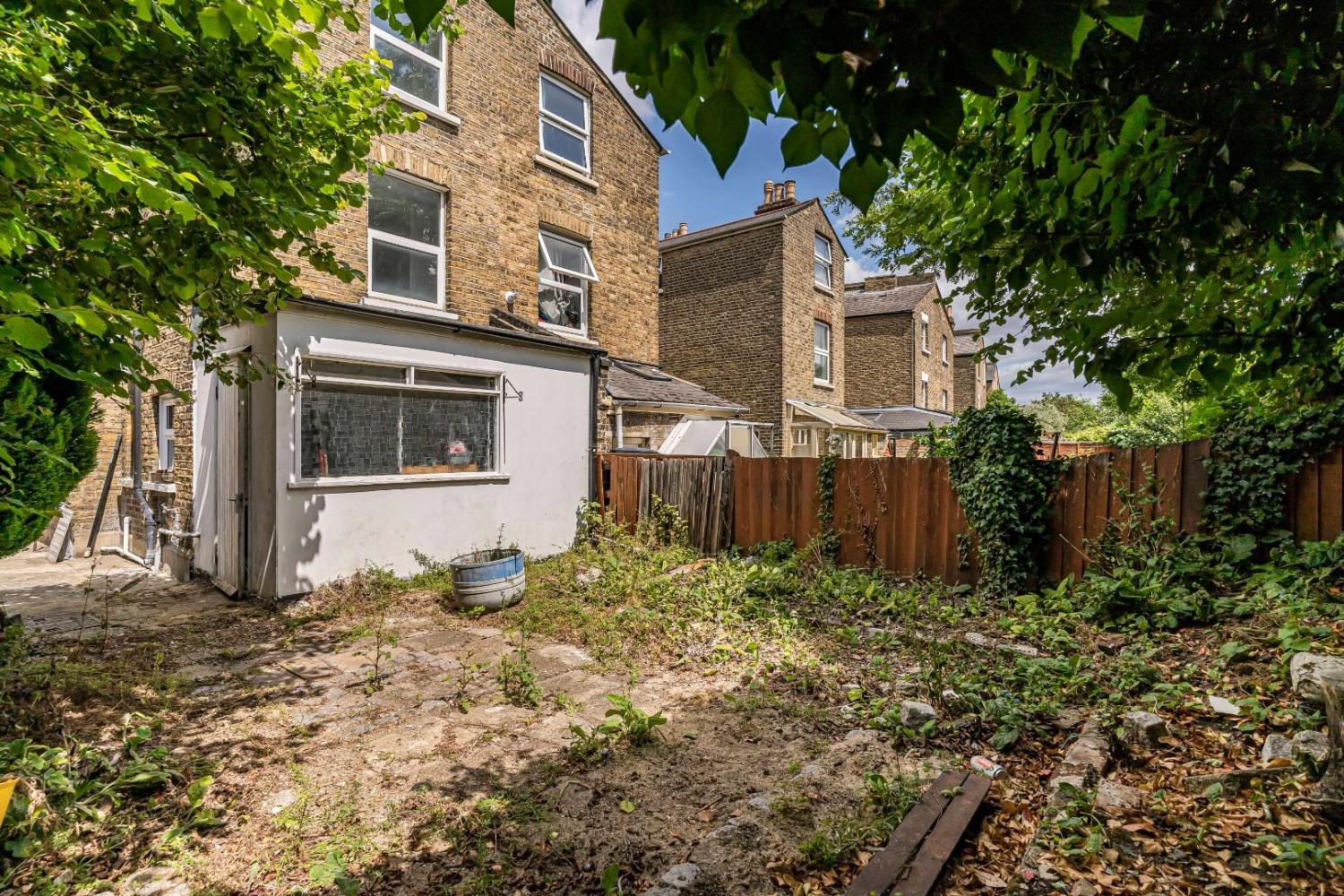 Sarsfeld Road, London