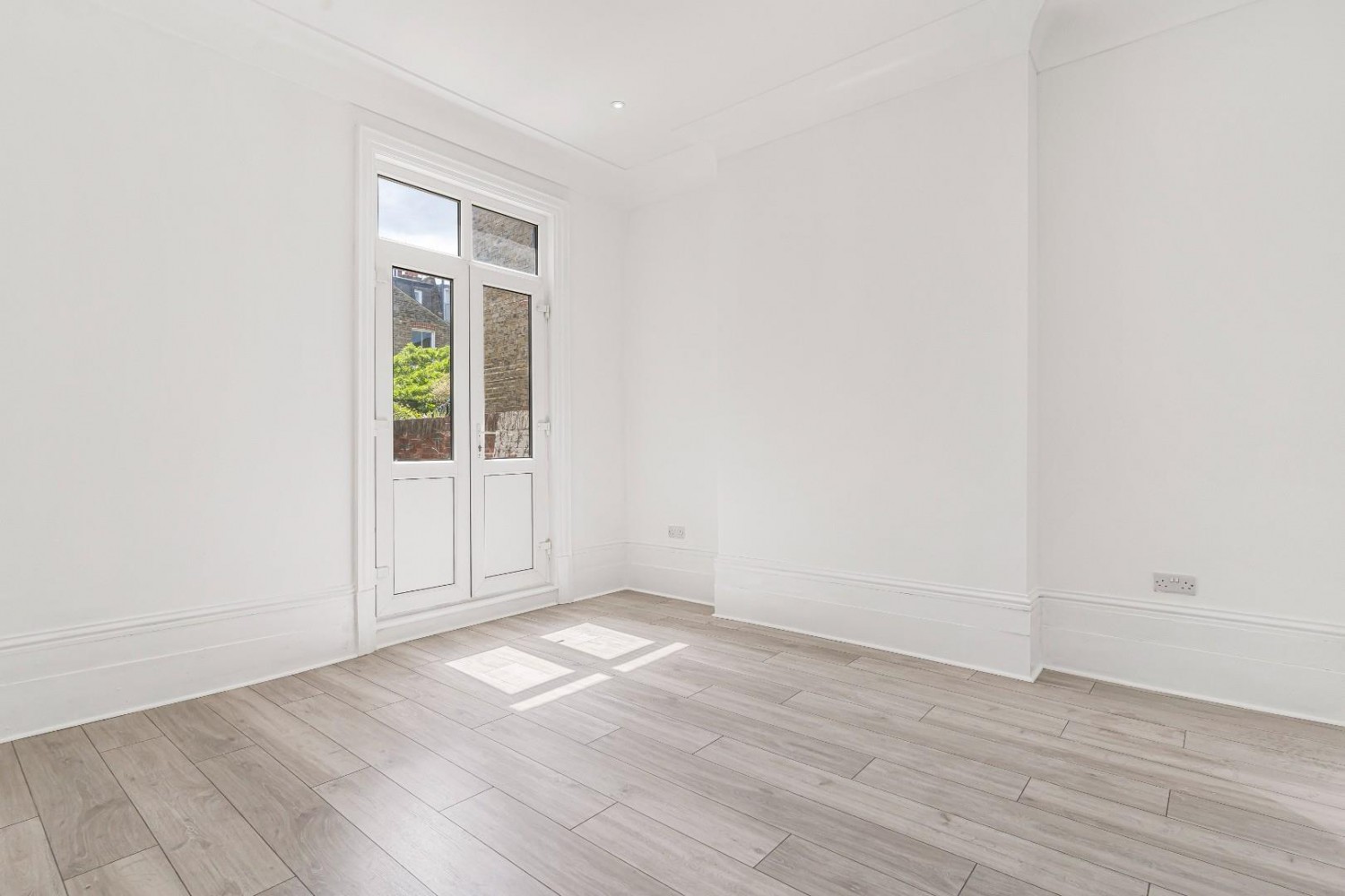 Sarsfeld Road, London