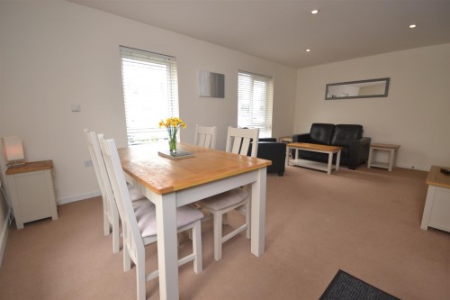 Gweal Avenue, Reading, Berkshire