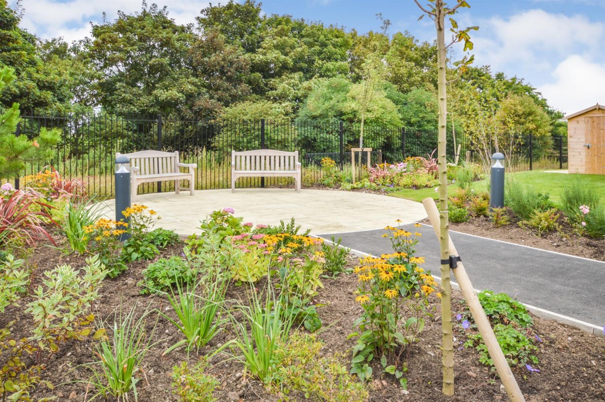 Brigg Court, Chantry Gardens, Filey, YO14 9FB