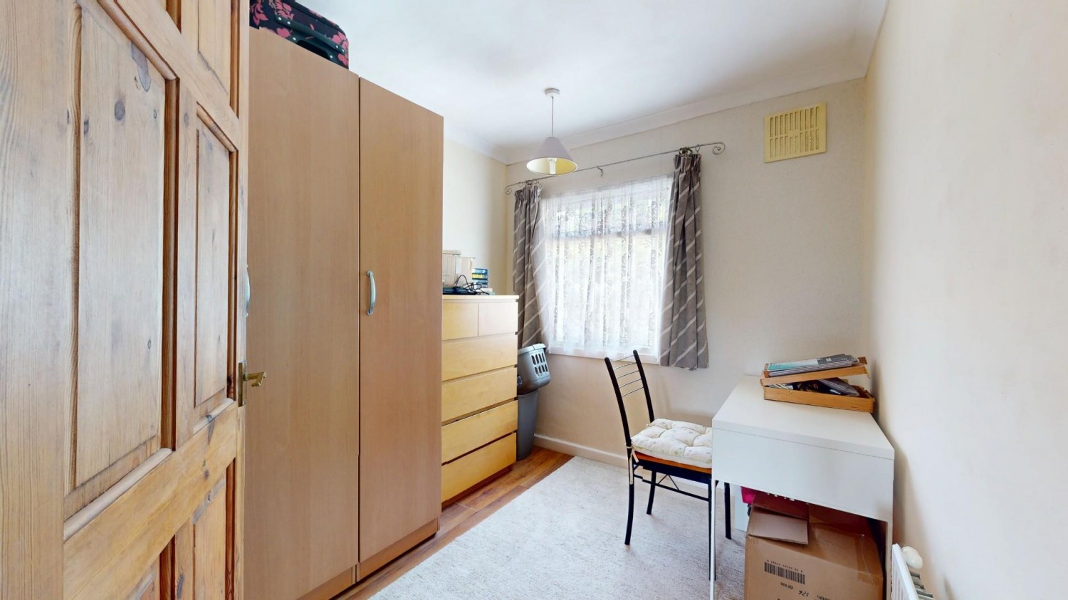 Vale Road, Northfleet, Gravesend, DA11