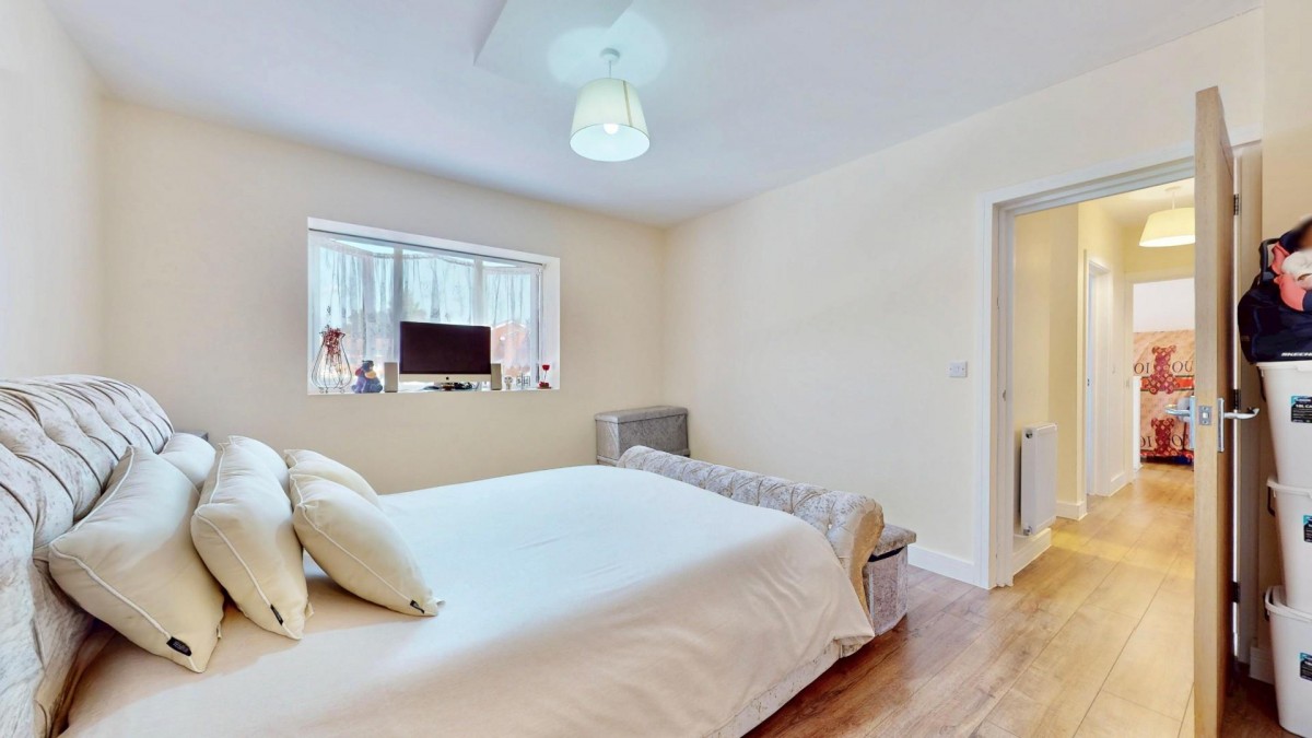 Quarles Park Road, Chadwell Heath, RM6