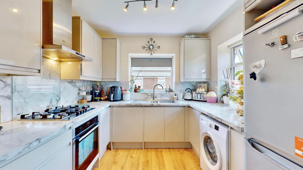 Quarles Park Road, Chadwell Heath, RM6