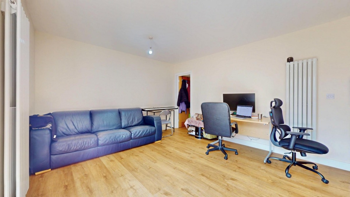 Quarles Park Road, Chadwell Heath, RM6