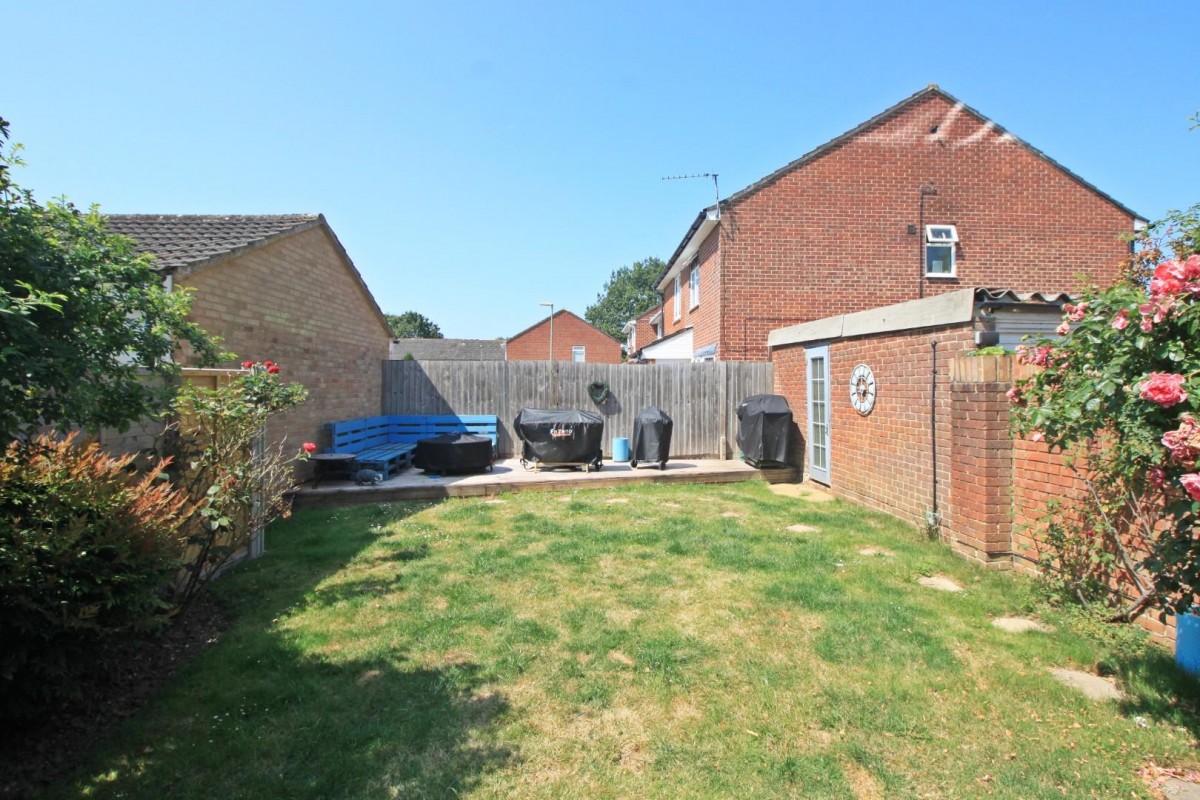 Cranmore, Netley Abbey, Southampton, SO31 5GG