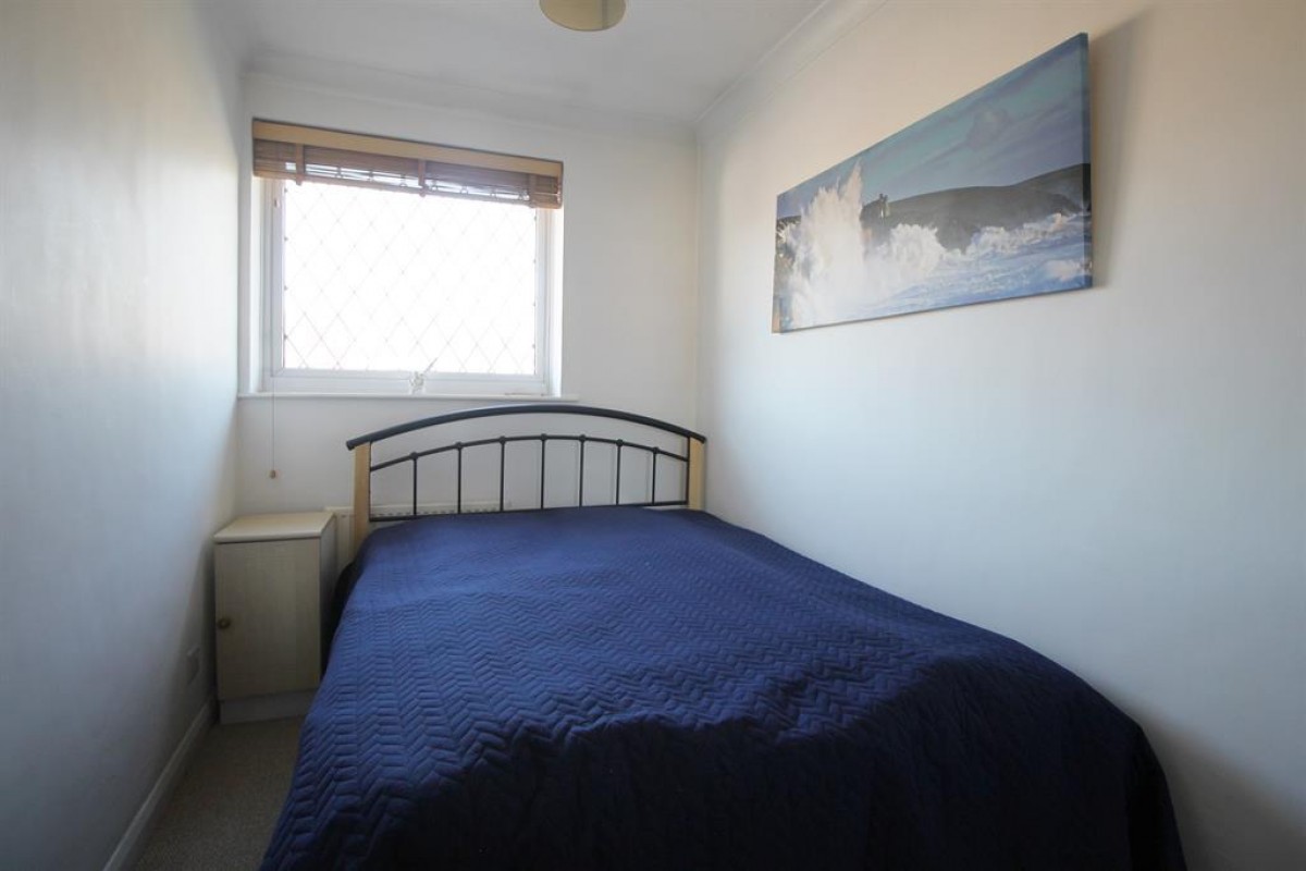 Cranmore, Netley Abbey, Southampton, SO31 5GG