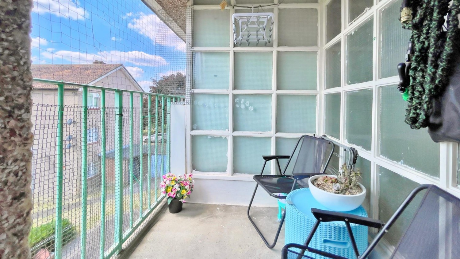 Arneways Avenue, Chadwell Heath, RM6