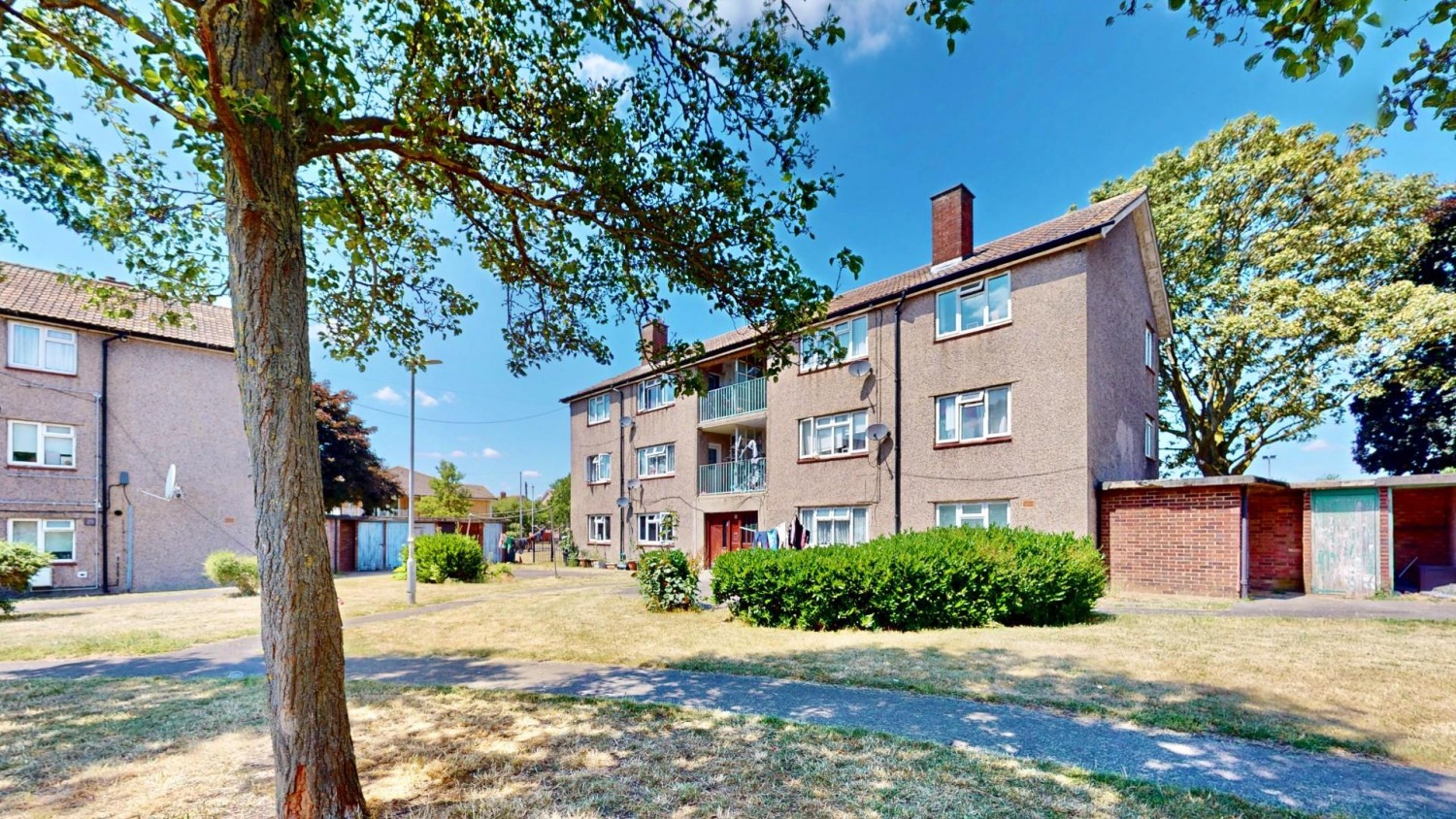 Arneways Avenue, Chadwell Heath, RM6