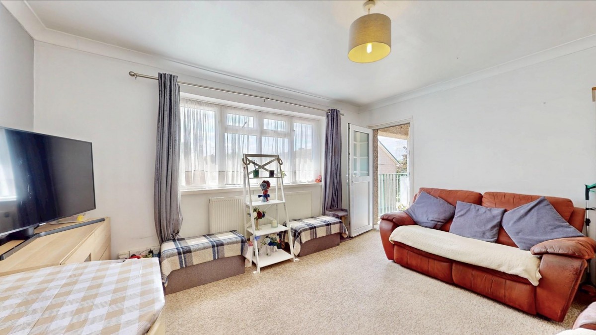 Arneways Avenue, Chadwell Heath, RM6