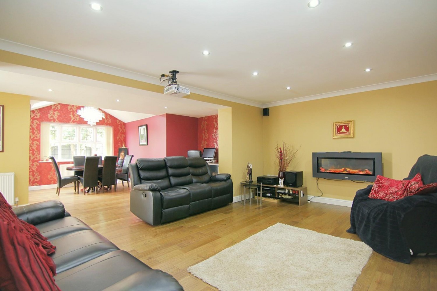 Sycamore Chase, Pudsey