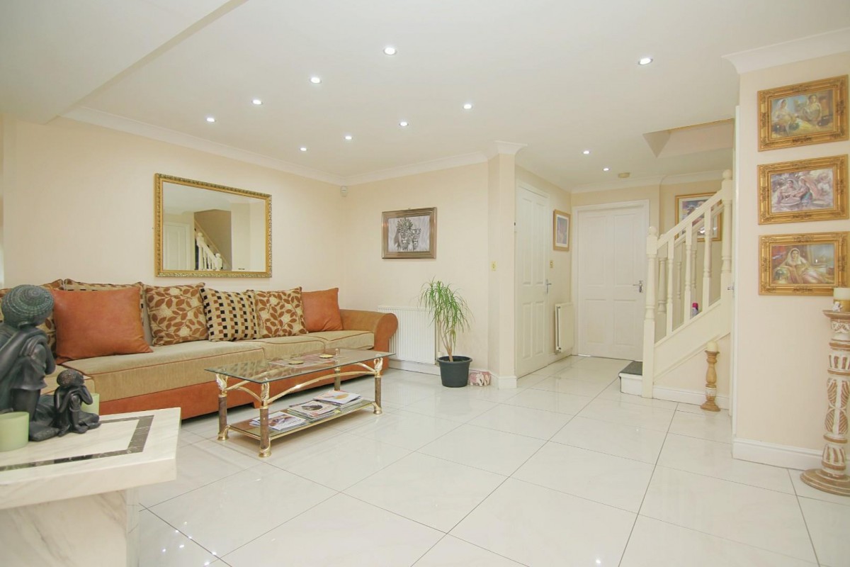 Sycamore Chase, Pudsey