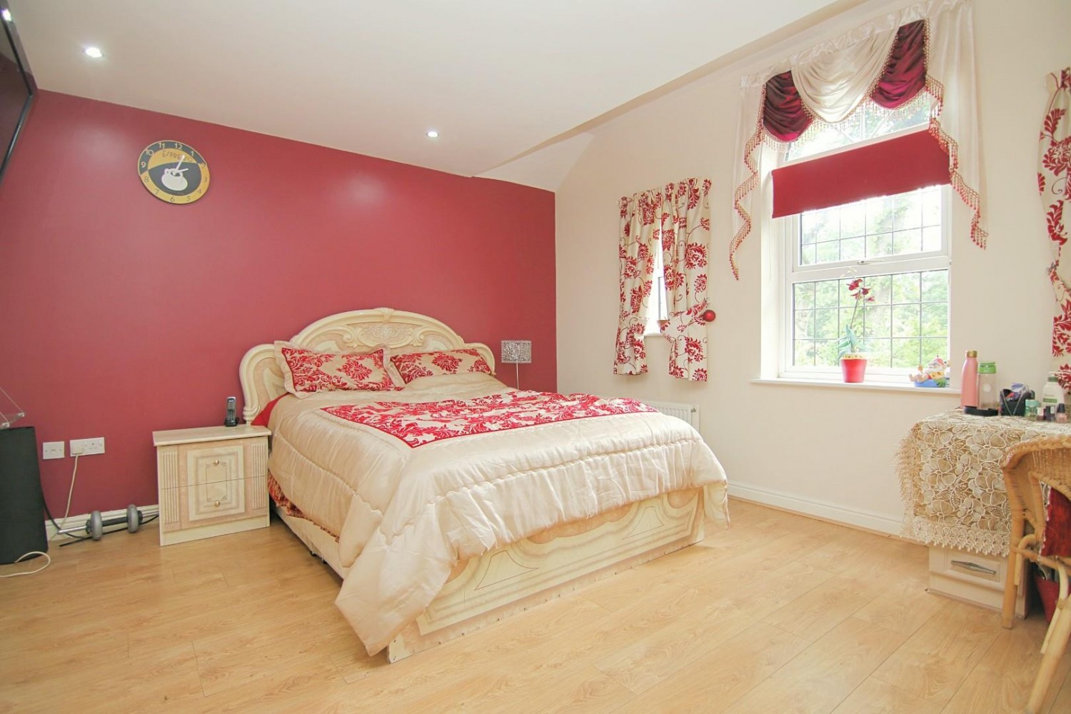 Sycamore Chase, Pudsey