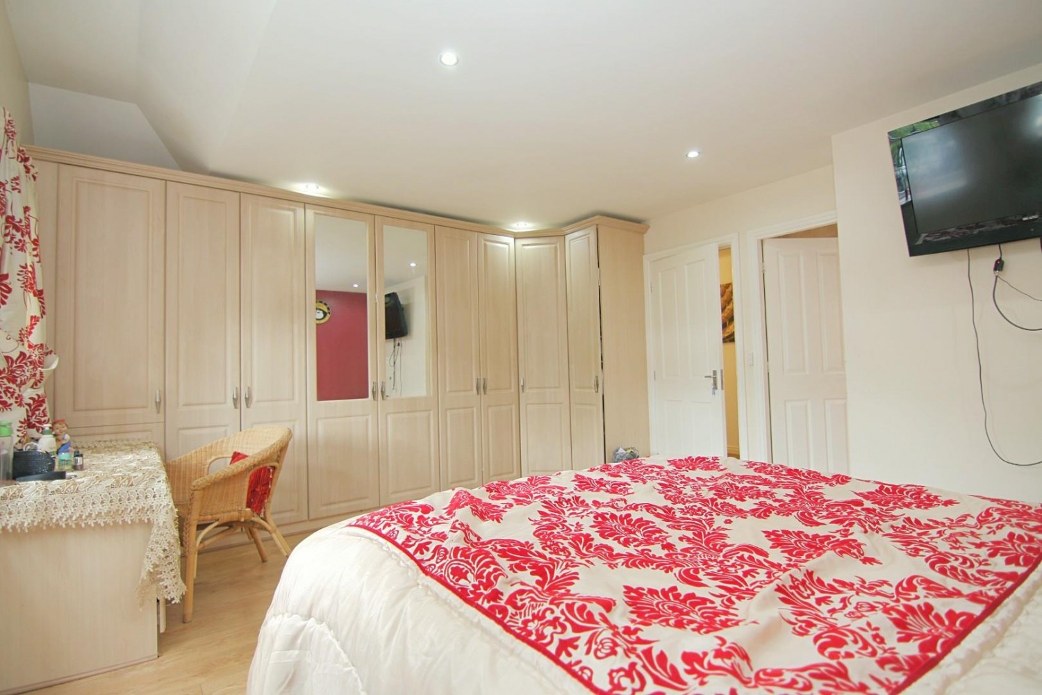 Sycamore Chase, Pudsey