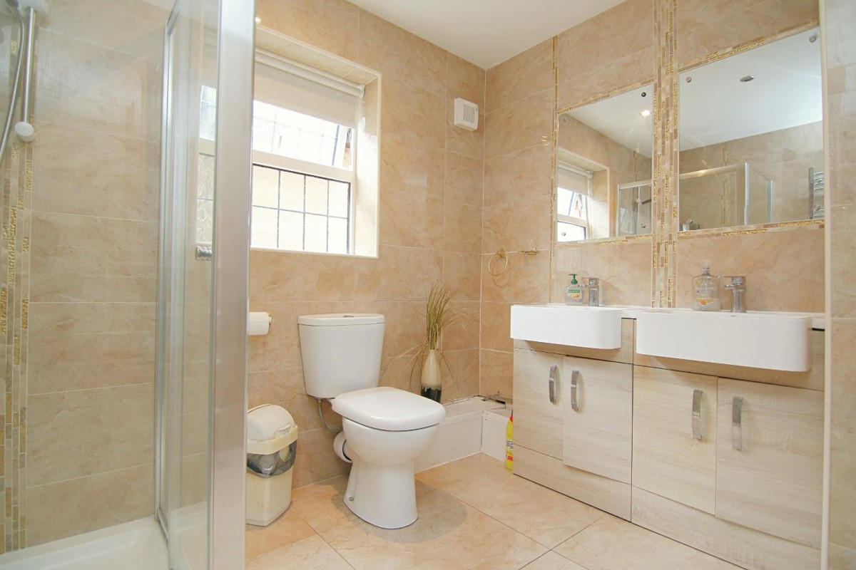 Sycamore Chase, Pudsey