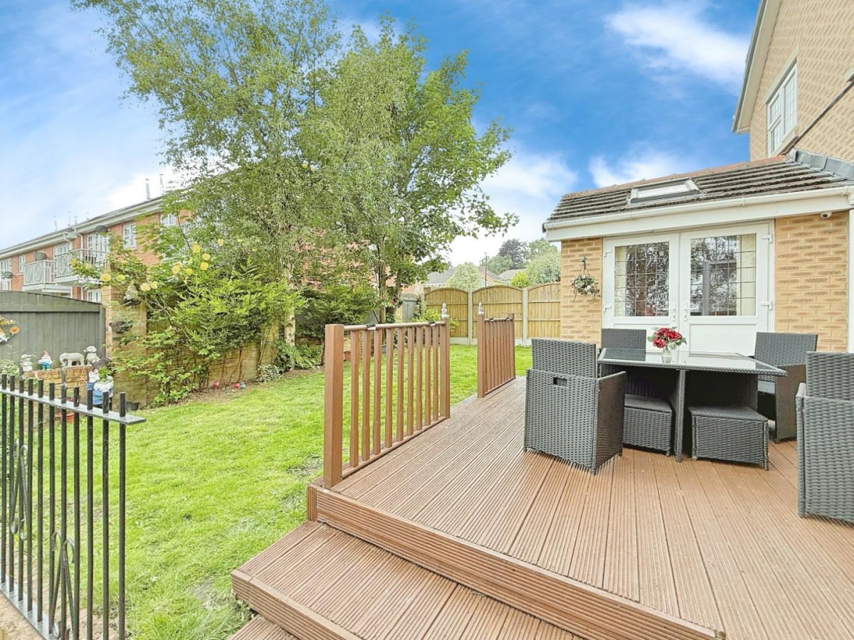 Sycamore Chase, Pudsey