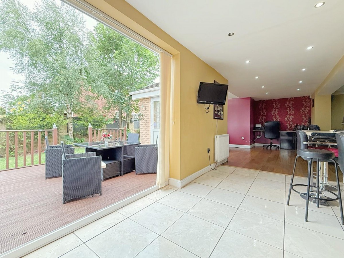 Sycamore Chase, Pudsey