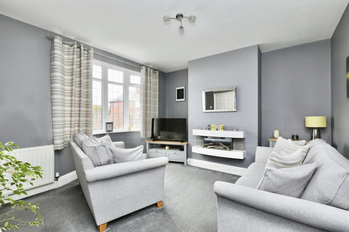 Thorpe House Rise, Norton Lees, Sheffield, S8 9NL