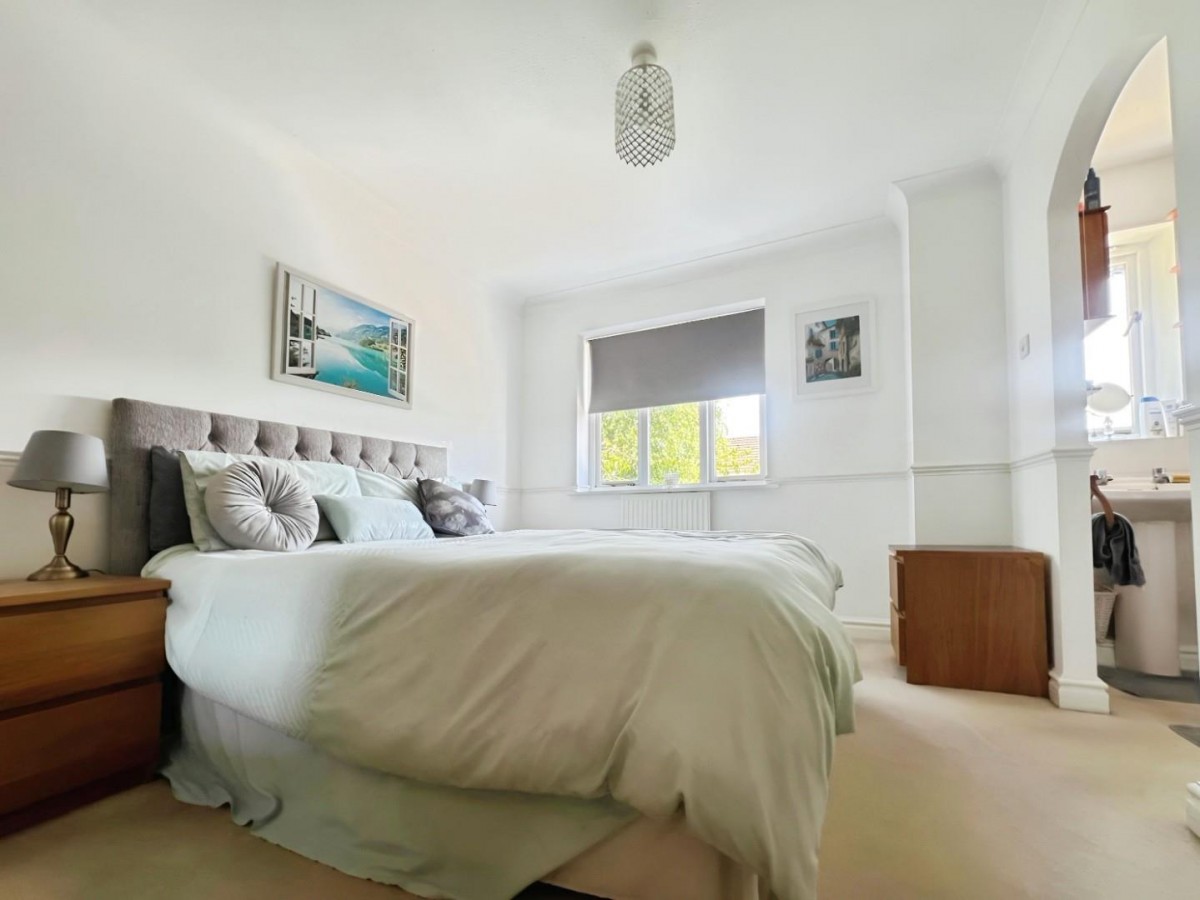 Moreton Drive, Leigh