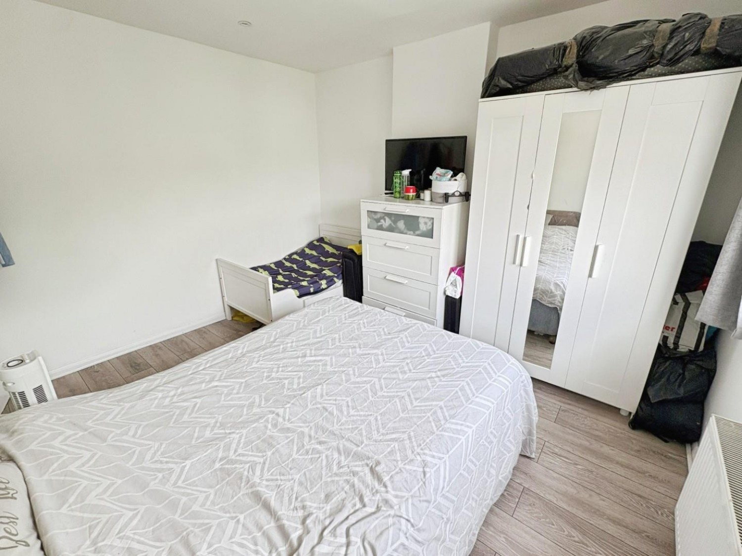 Rushdene, London