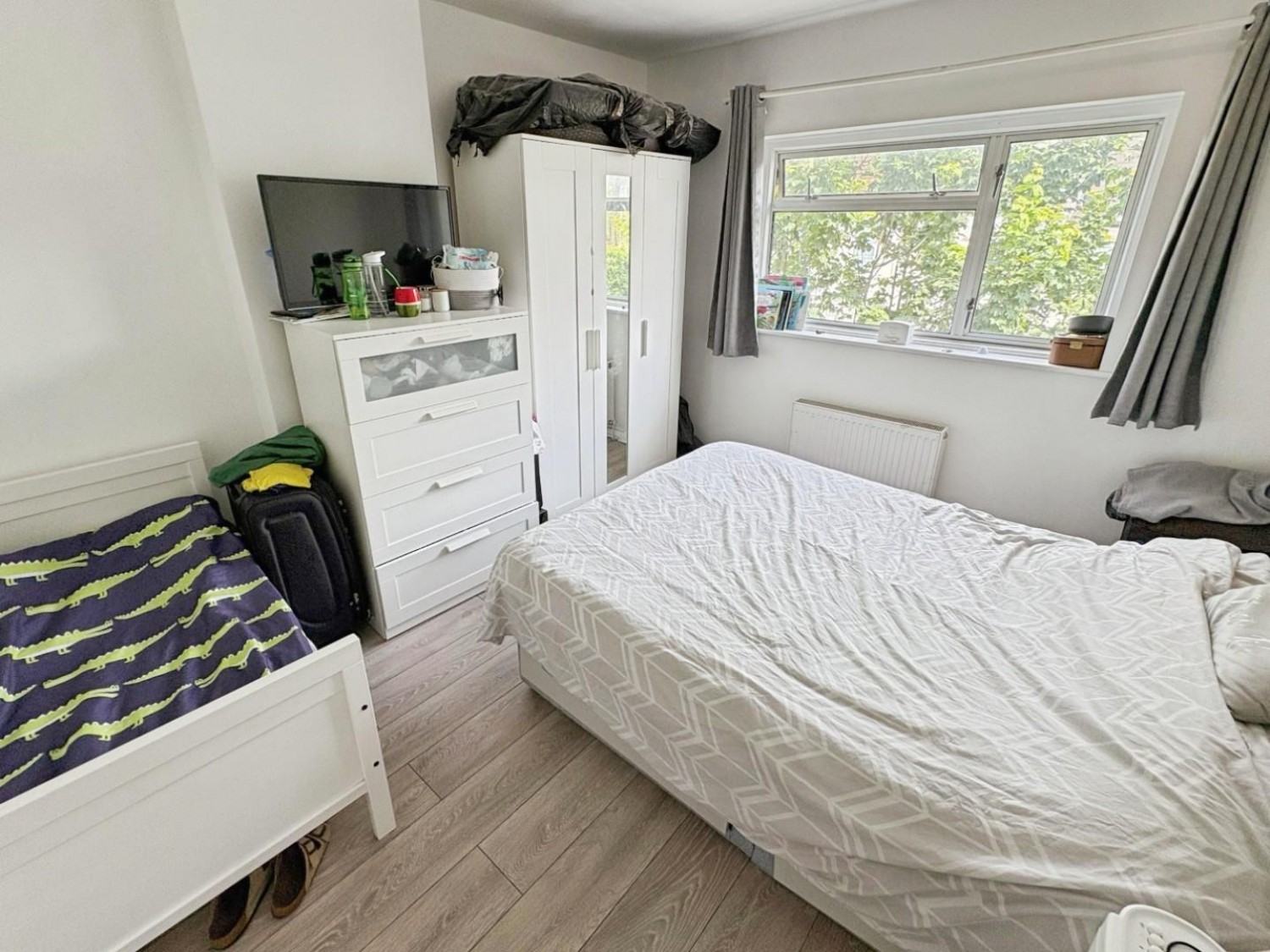 Rushdene, London